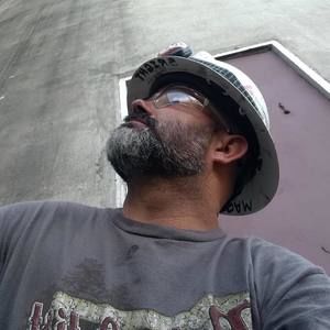 Meet your Posher, Adam